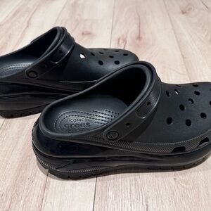 Men’s crush Crocs